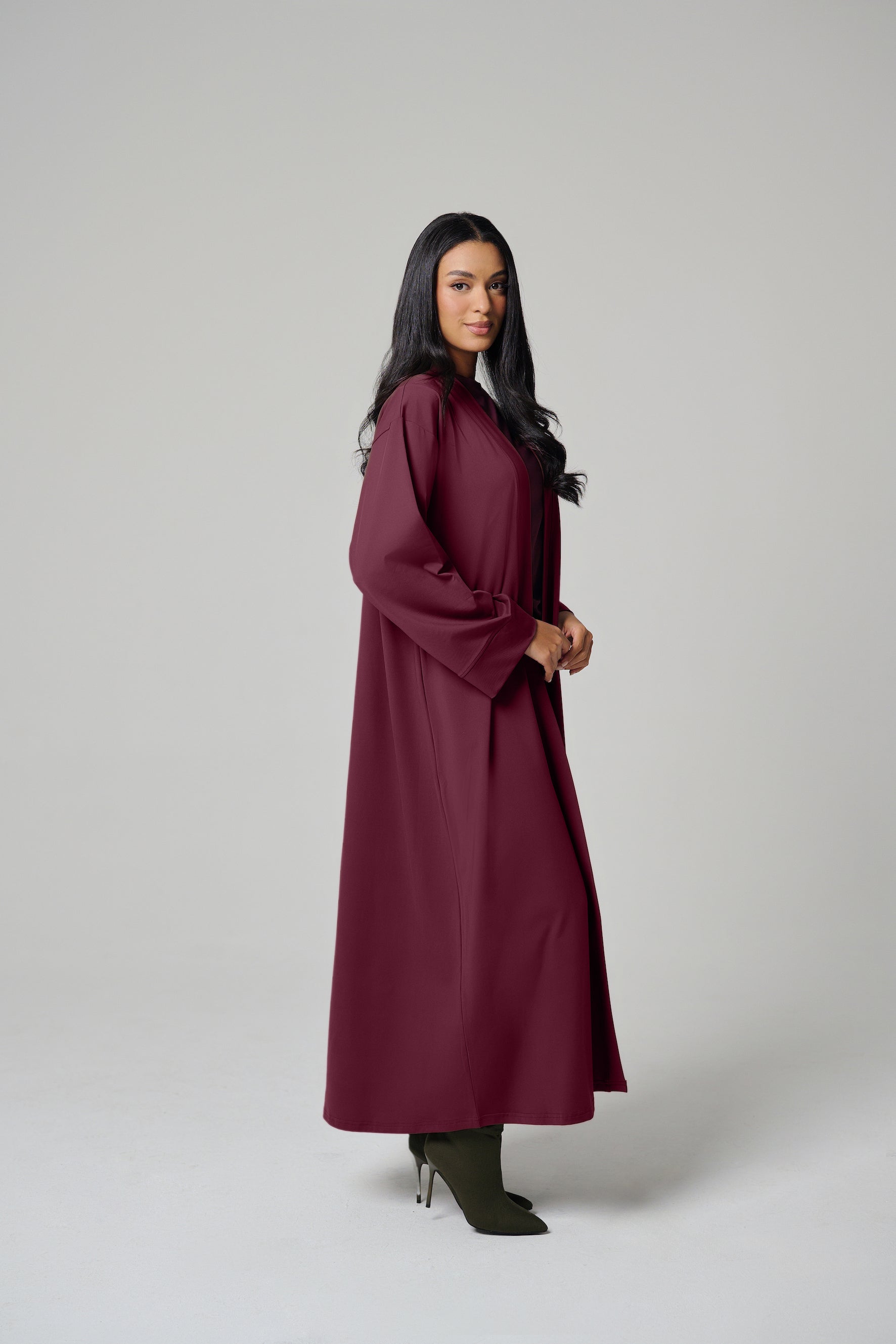MULU Classic Women's Abaya - Maroon MULU Classic Women's Abaya - Maroon