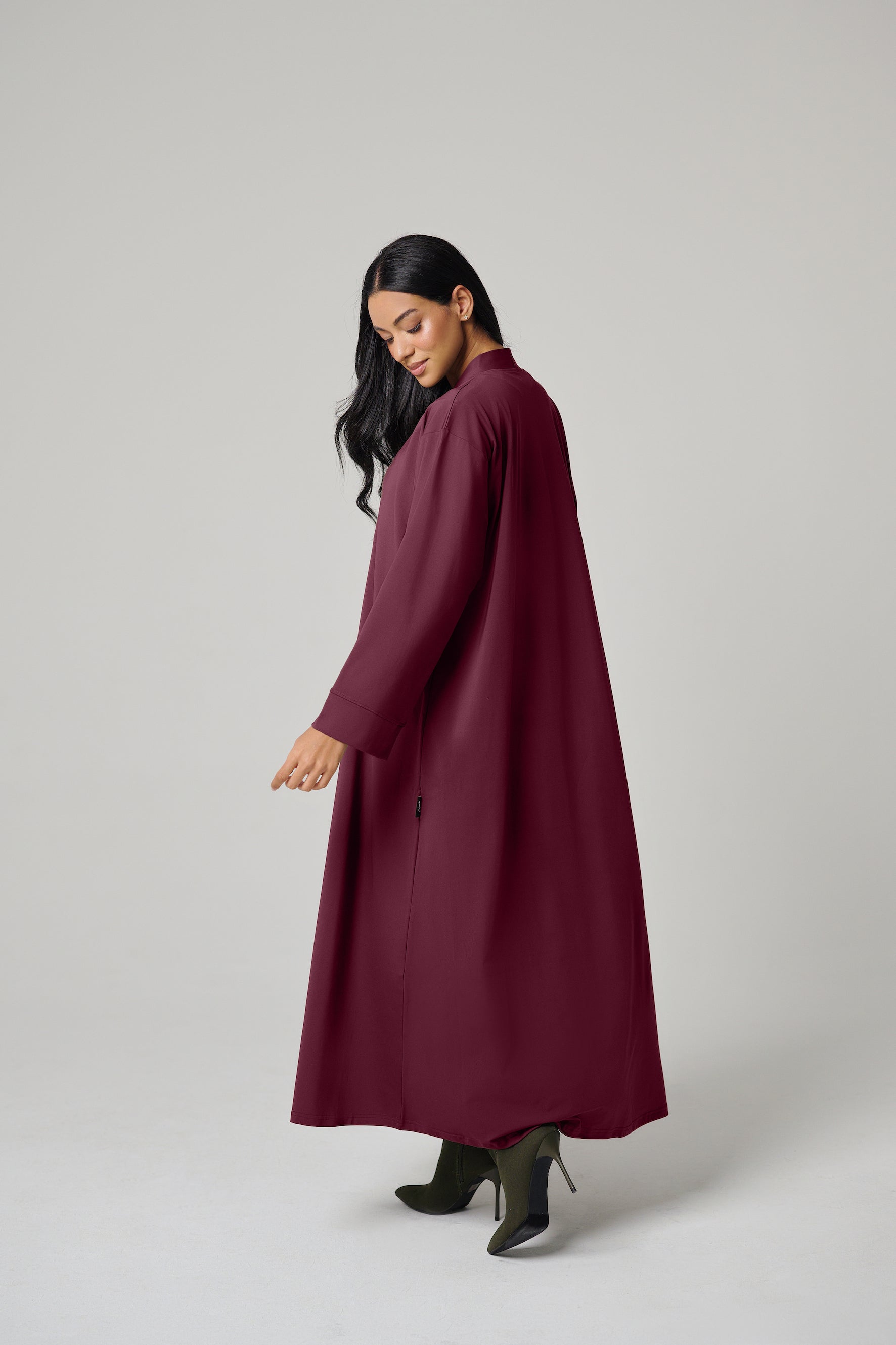 MULU Classic Women's Abaya - Maroon MULU Classic Women's Abaya - Maroon
