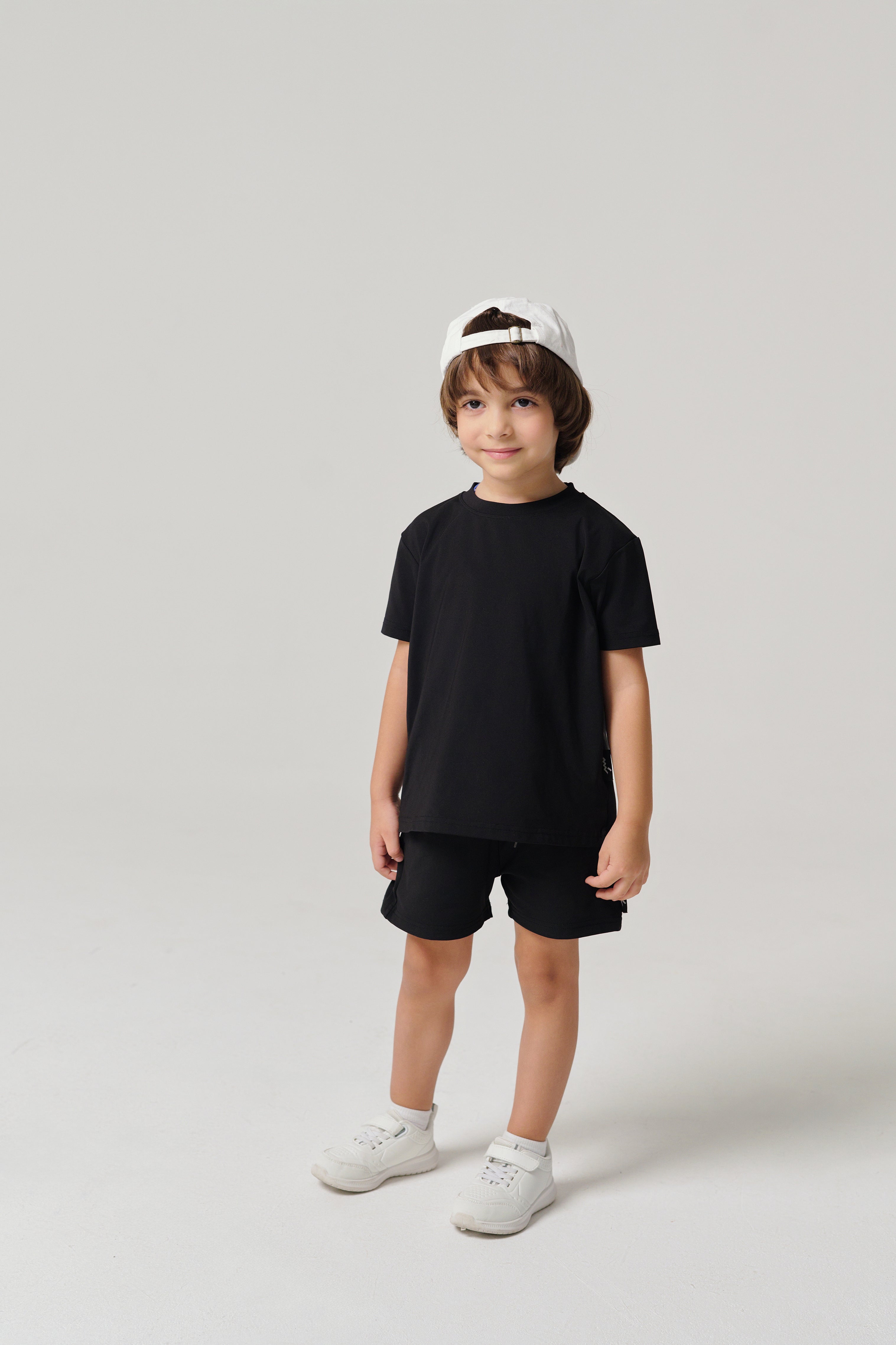 MULU Classic Unisex Kids T-shirt - Black MULU Classic Unisex Kids T-shirt - Black