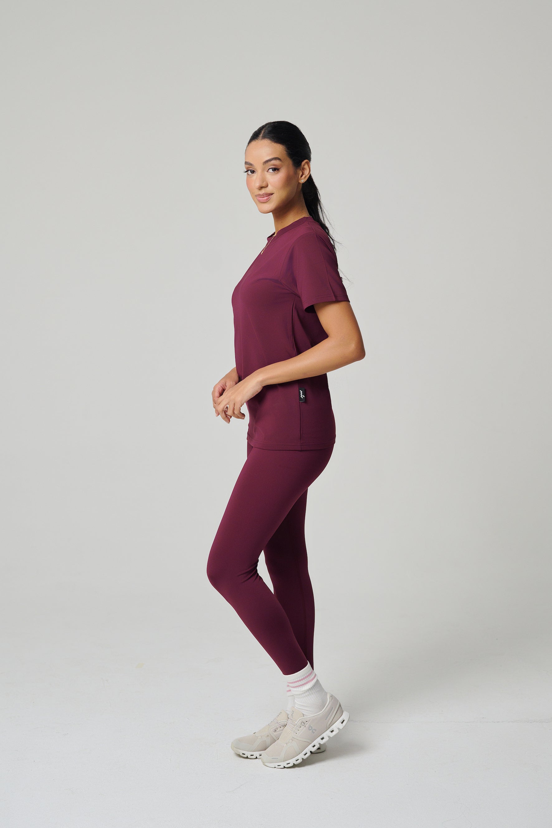 MULU Classic Women's DryFit Leggings - Maroon