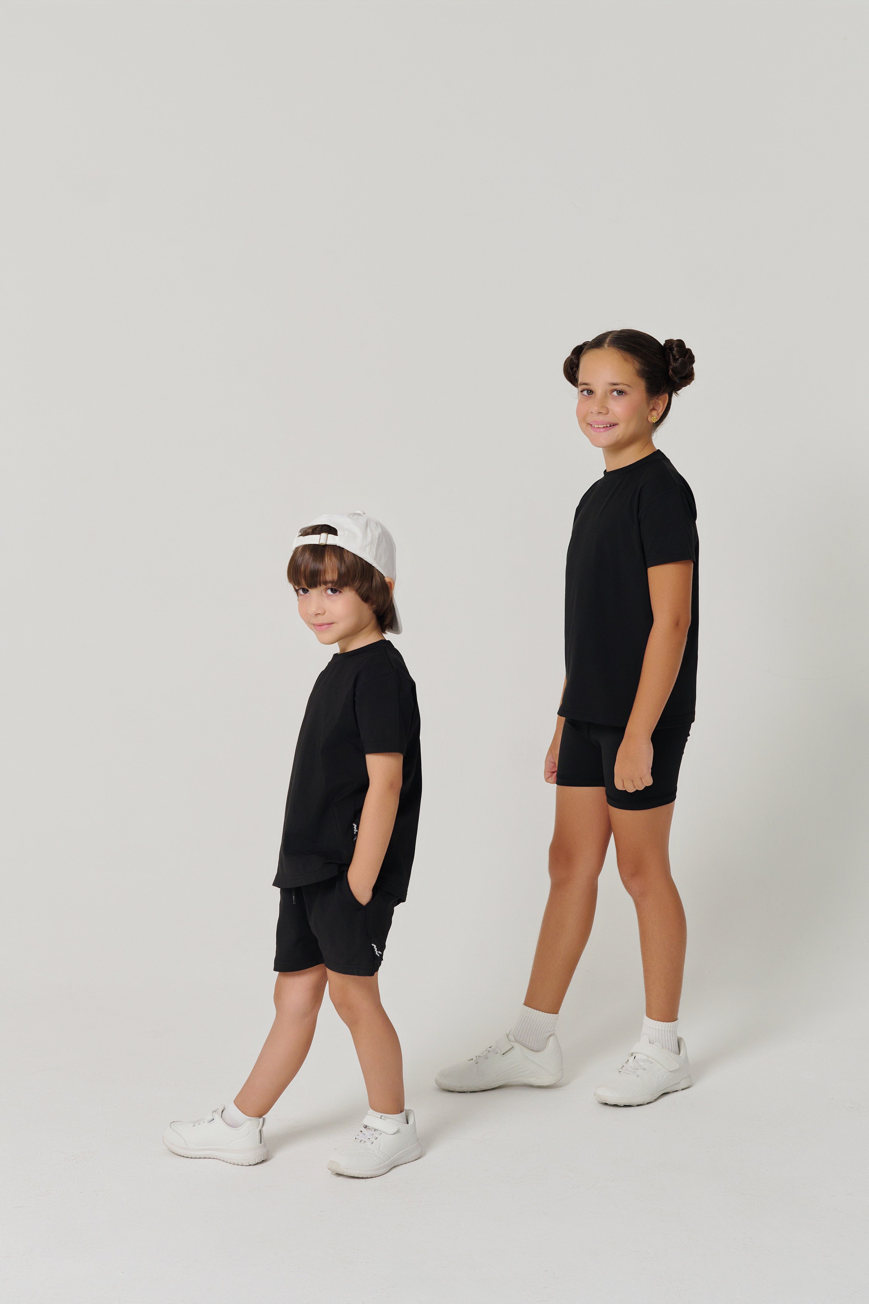 MULU Classic Unisex Kids DryFit T-shirt - Black